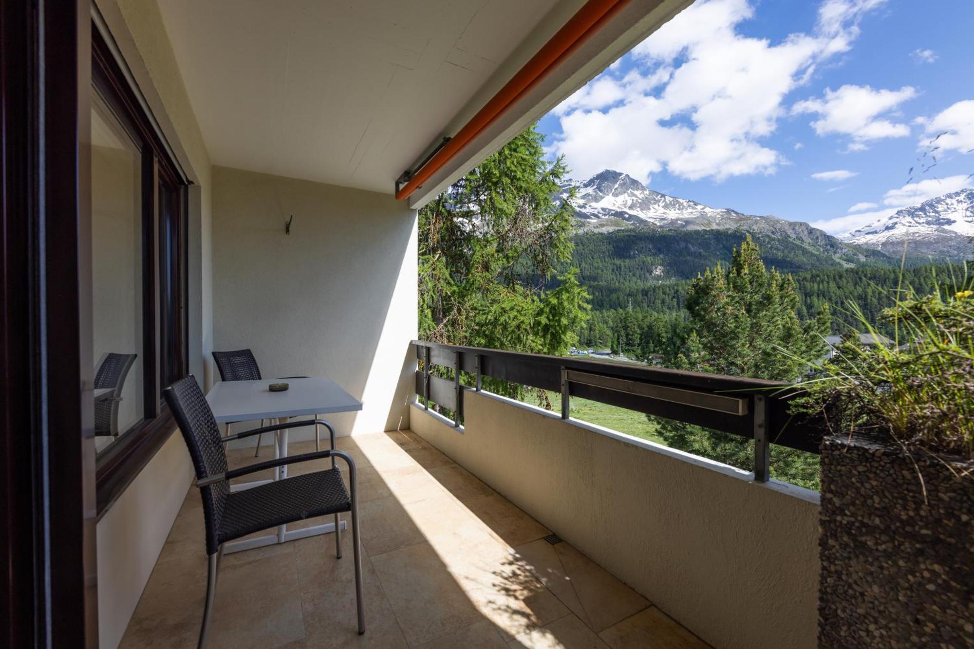 Cosy Apartment Facing Piz Rosatsch Saint-Moritz Dış mekan fotoğraf