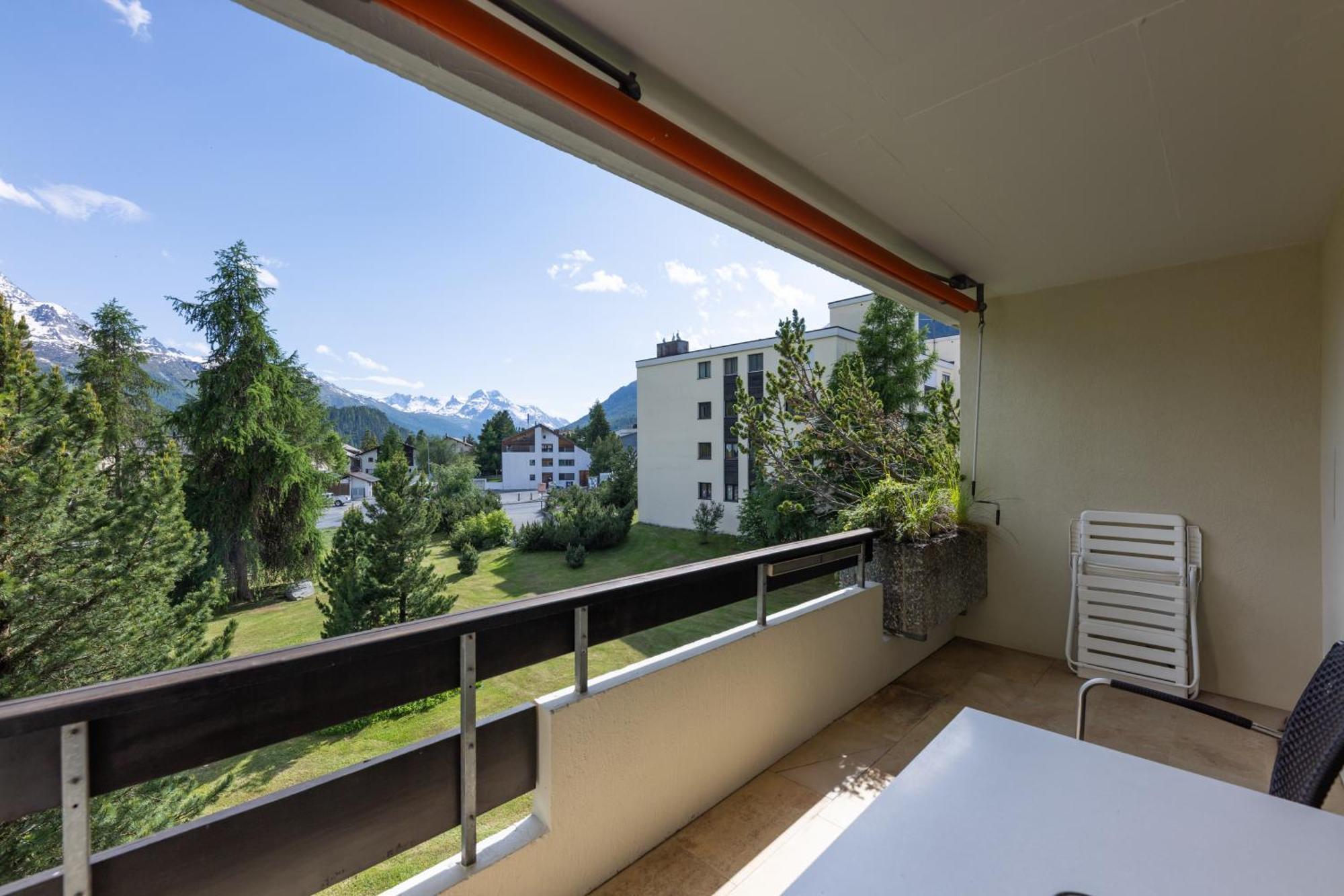 Cosy Apartment Facing Piz Rosatsch Saint-Moritz Dış mekan fotoğraf
